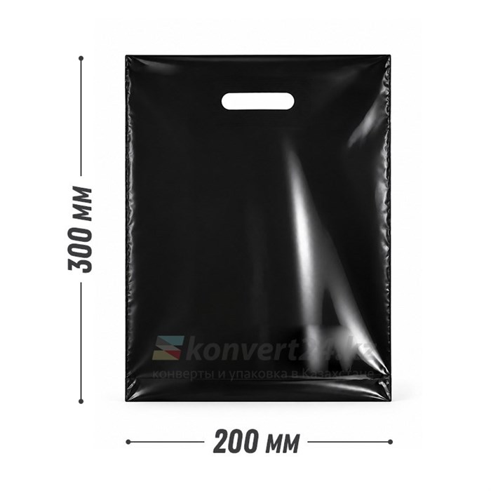 Черный полиэтиленовый пакет с ручкой 20*30 PR20*30black